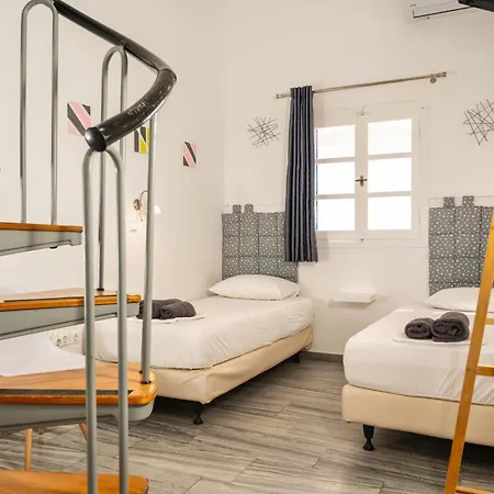Palm Albergue