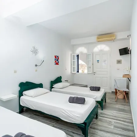 Albergue Palm Chora (Ios)