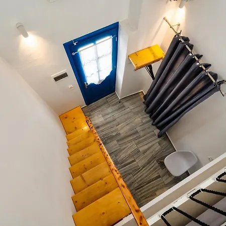 Palm Albergue
