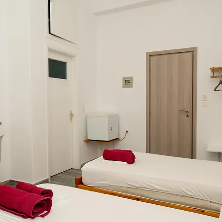 Palm Albergue *