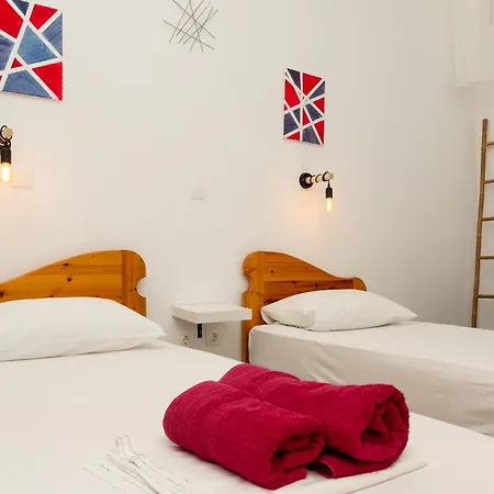 Palm Albergue *